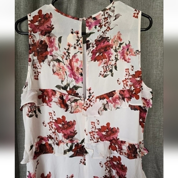 Sundance Blushing Gardens Dress Midi Ruffles Angled Size L MSRP$228 Floral - Picture 3 of 6